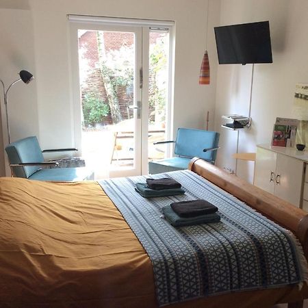 B&B Peperzzz Берген Екстериор снимка